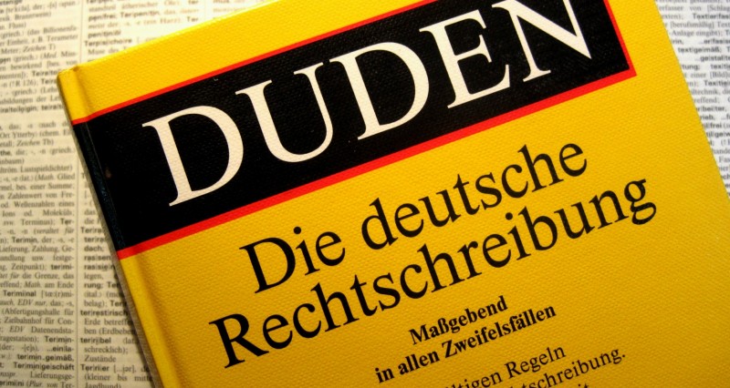 Onlinetexte schreiben lassen oder selbst beim Duden überprüfen
